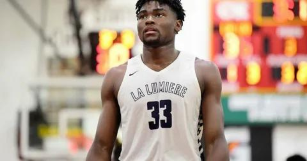 Isaiah Stewart's Age and Physical Profile