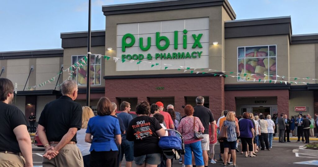 Here's how to find Publix store hours:
